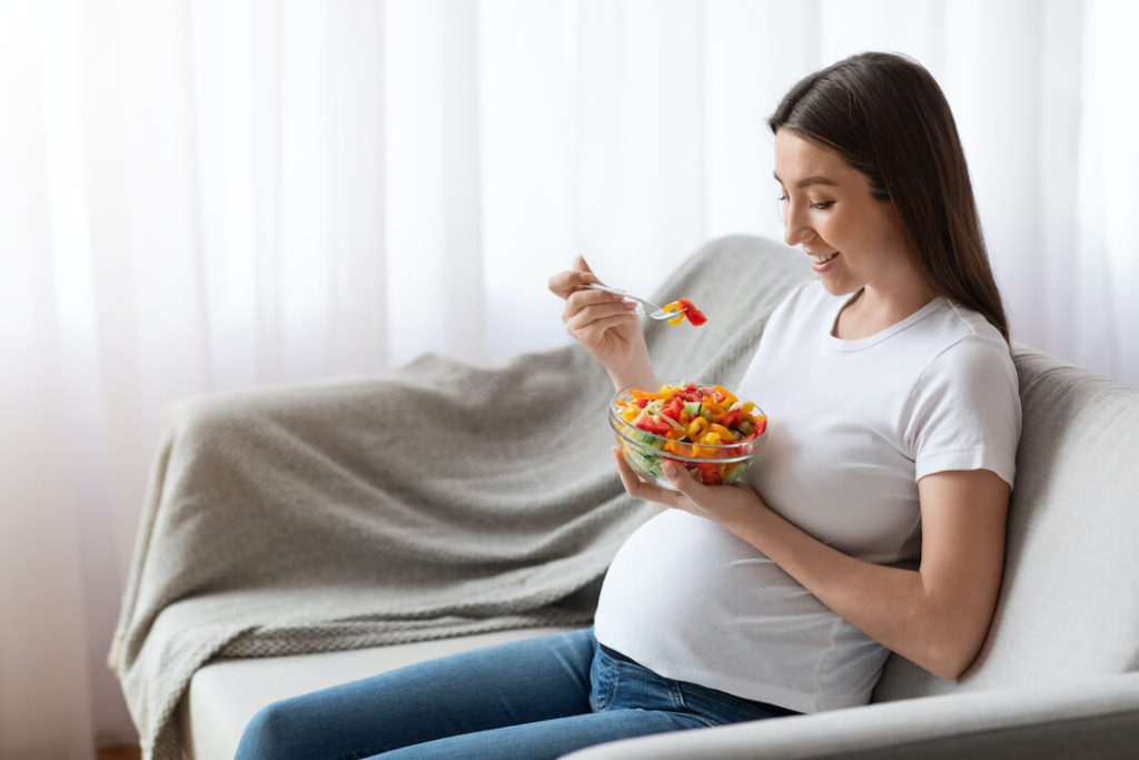 Foods for Pregnant Women - Healthy Fruits Salad